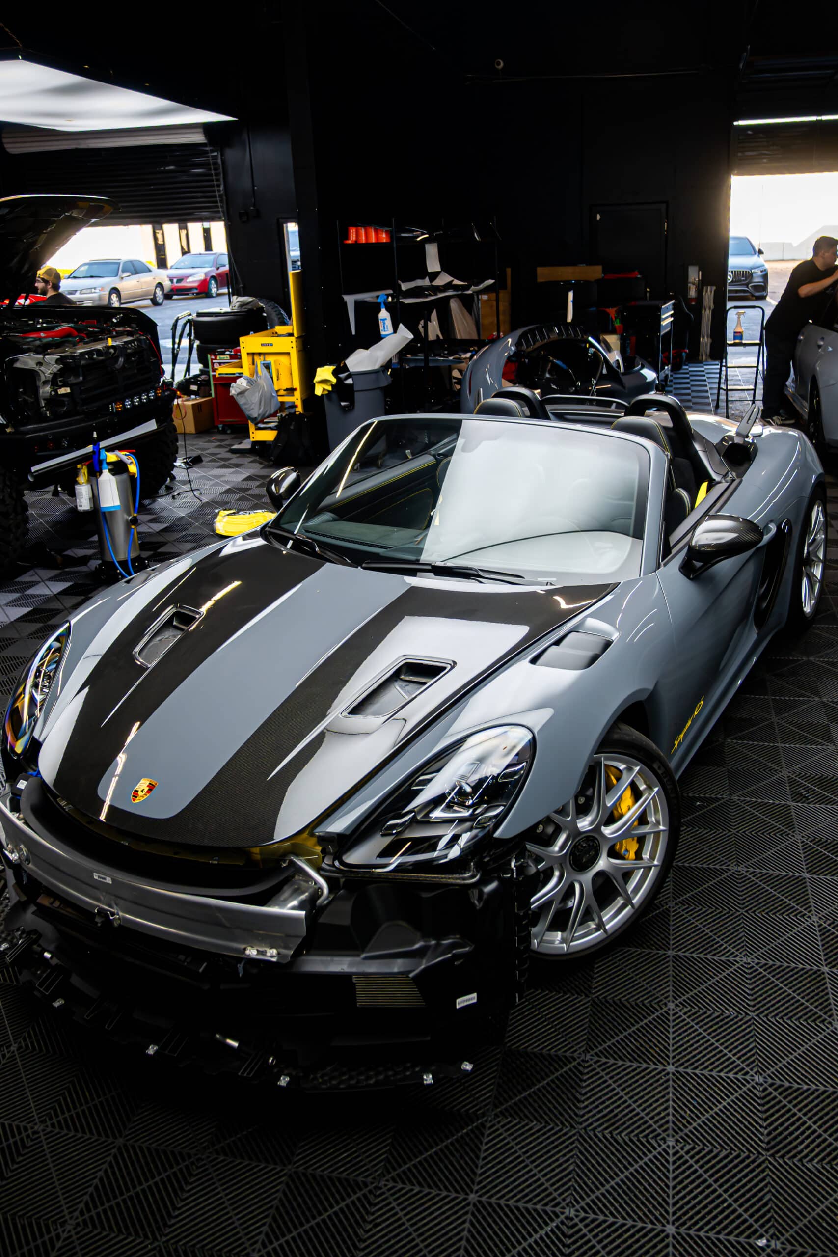 PPF vs. Ceramic Coating: What’s The Difference?